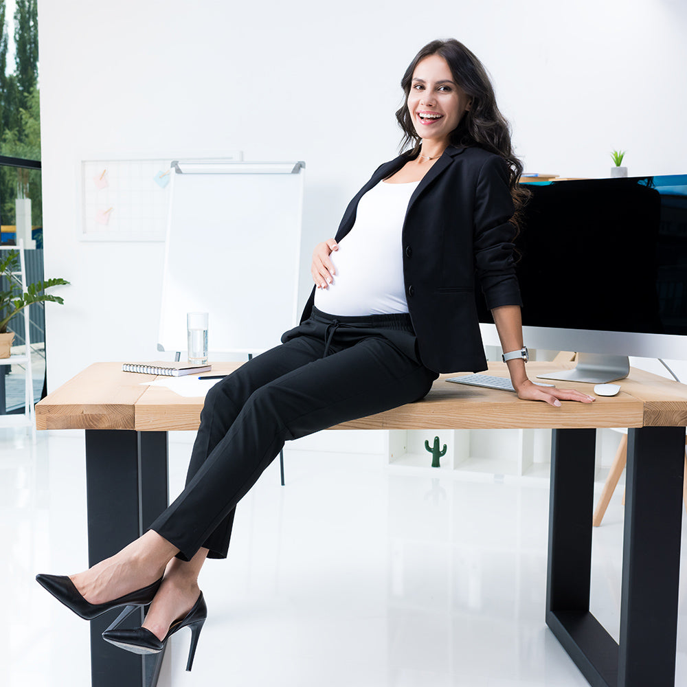 Stylish and Comfortable: Finding the Perfect Pair of Maternity Pants for the Office