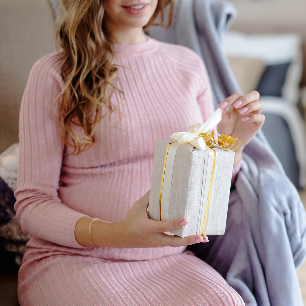 Celebrating Mom-to-Be: Thoughtful Mother's Day Gift Ideas for Expecting Moms